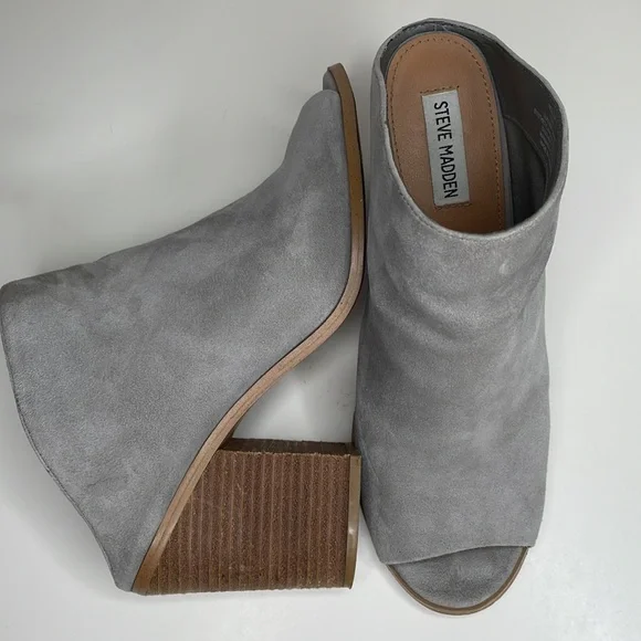 Steve Madden Nollla suede open toe stack heel mules bootie in pewter, size 9.5 - Picture 2 of 10